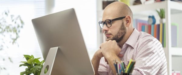 Het verschil tussen SEA en SEO uitgelegd